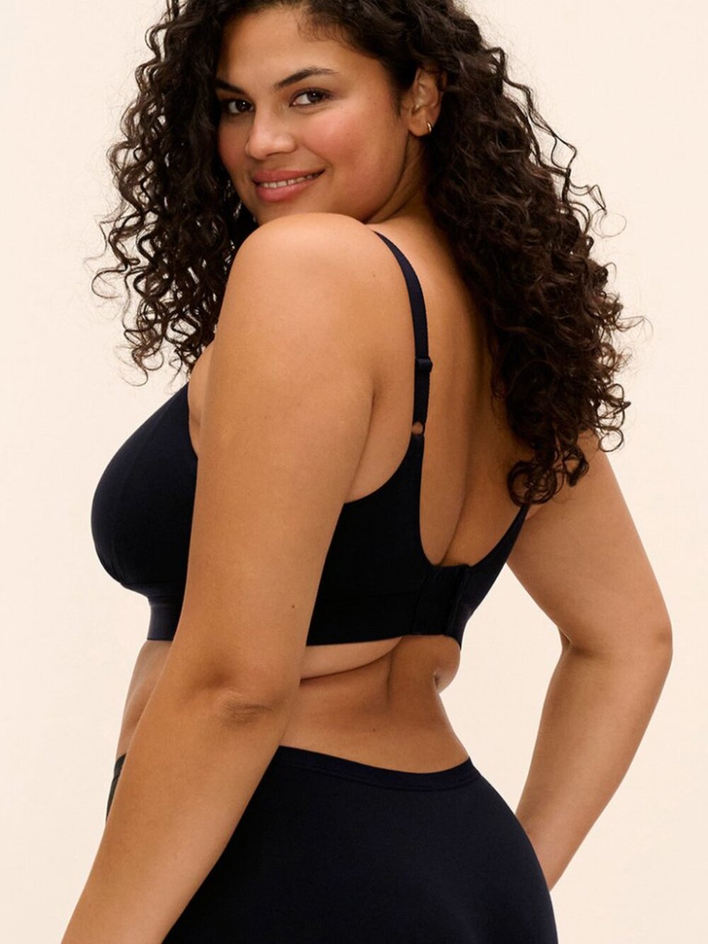 Elomi Downtime ✨ Non-Wired Bralette Black 34M/N US NWT - Picture 2 of 6